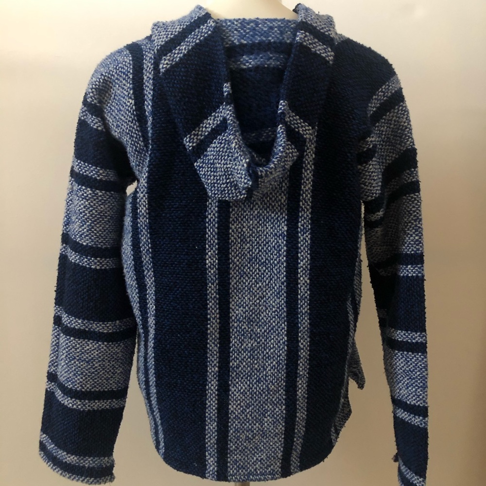 sweater - Picture 2 of 2